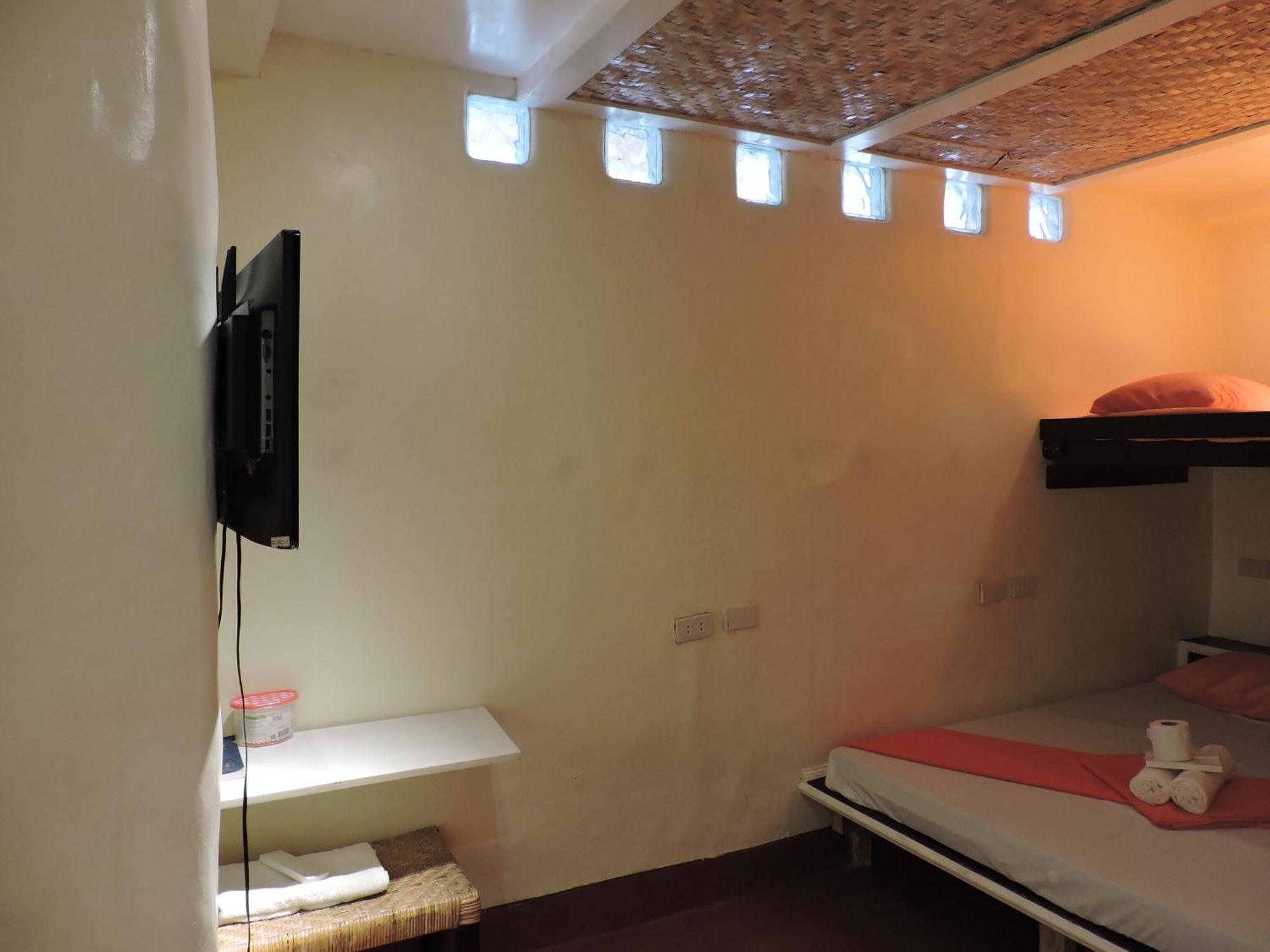Orange Mangrove Pension House By Sms Hospitality Puerto Princesa Номер фото