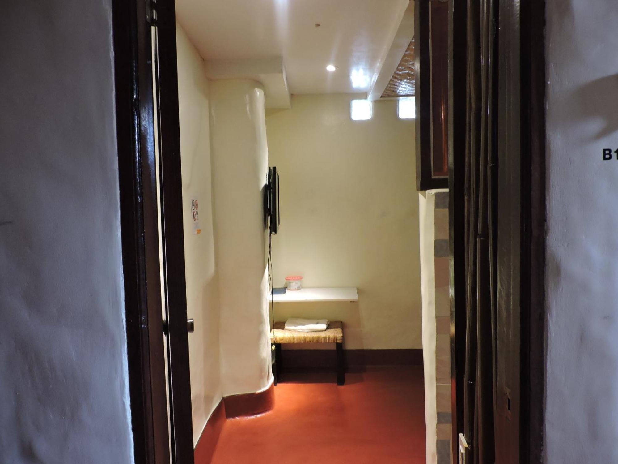 Orange Mangrove Pension House By Sms Hospitality Puerto Princesa Номер фото