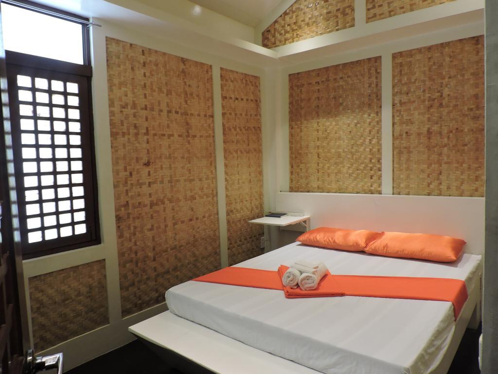 Orange Mangrove Pension House By Sms Hospitality Puerto Princesa Екстер'єр фото